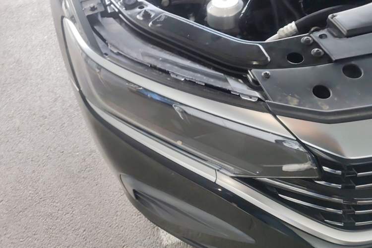 Used Volkswagen Passat 2025 Outstanding Model 280TSI Business Edition Right Front Headlight