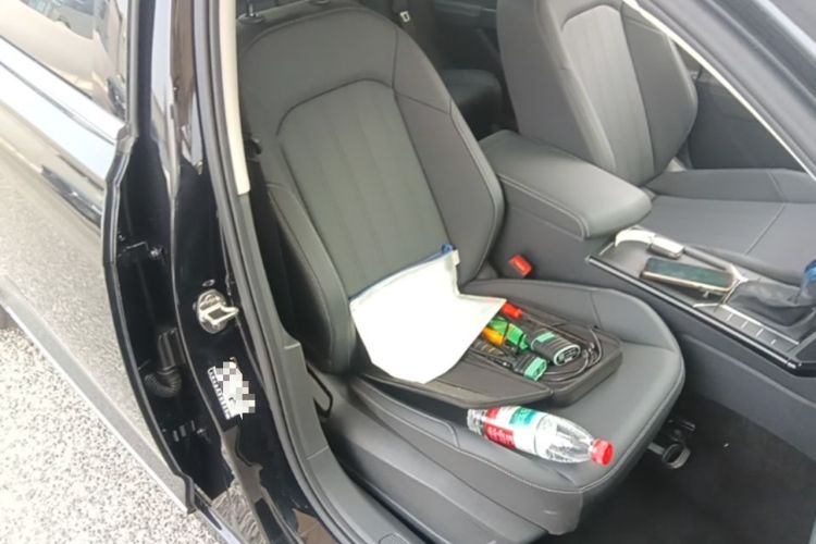 Used Volkswagen Passat 2025 Outstanding Model 280TSI Business Edition Right Front Seat