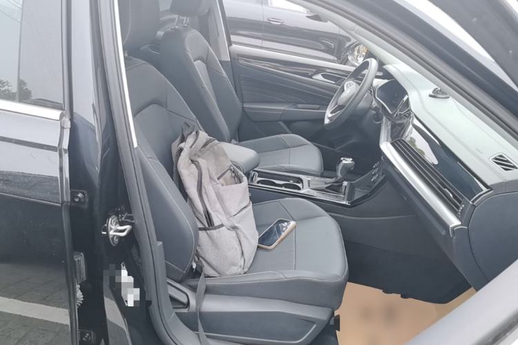 Used Volkswagen Passat 2025 Outstanding Model 280TSI Business Edition Right Front Seat