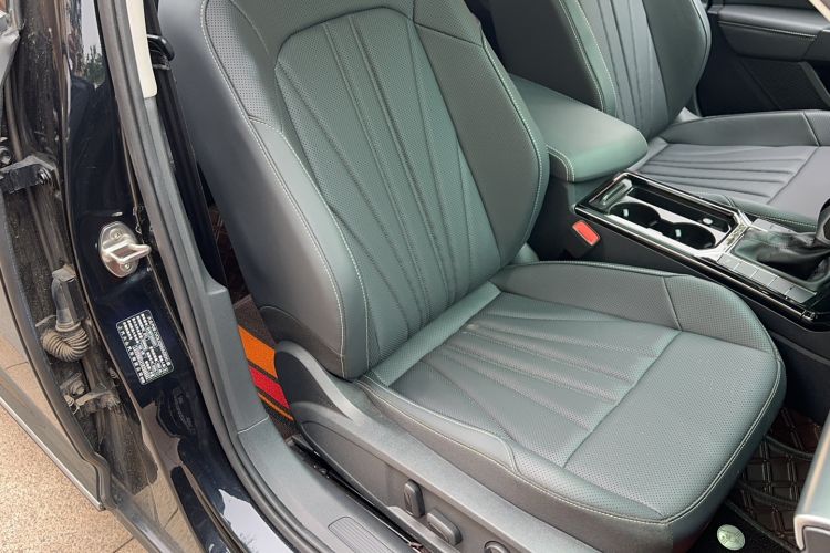 Used Volkswagen Passat 2025 Outstanding Model 380TSI Starry Dragon Edition Right Front Seat