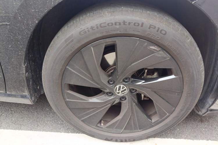 Used Volkswagen Passat 2025 Pro 380TSI Dragon Glory Edition Right Front Wheel Hub