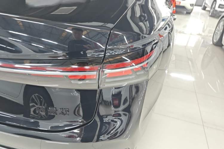 Used Volkswagen Passat 2025 Pro 380TSI Dragon Edition Right Rear Taillight