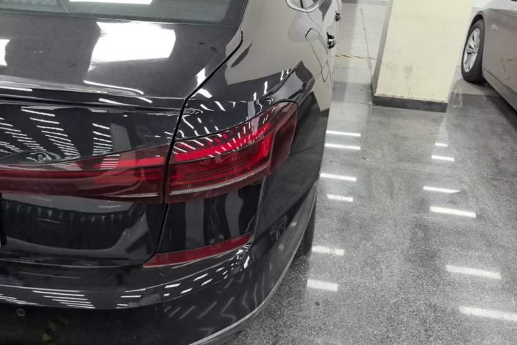 Used Volkswagen Passat 2025 Outstanding Model 280TSI Business Edition Right Rear Taillight