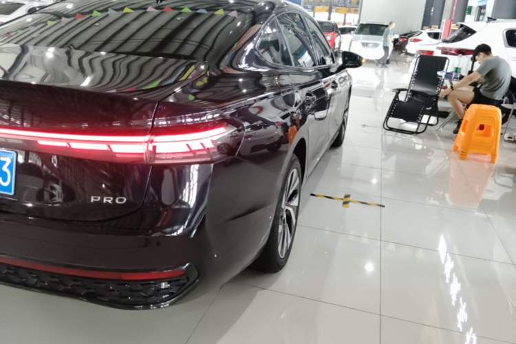 Used Volkswagen Passat 2025 Pro 380TSI Starry Dragon Edition Right Rear Taillight