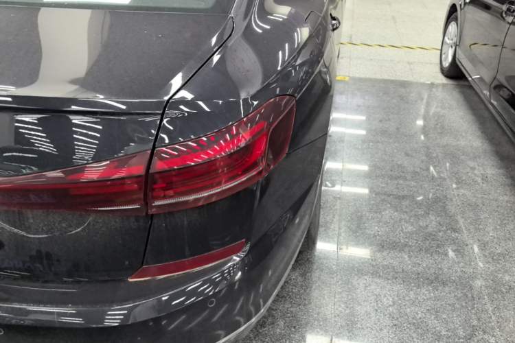 Used Volkswagen Passat 2025 Outstanding Model 280TSI Business Edition Right Rear Taillight