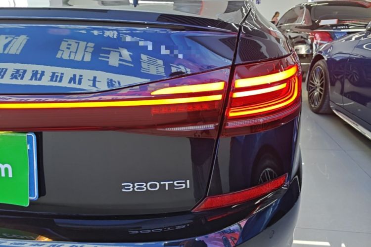 Used Volkswagen Passat 2025 Premium Version 380TSI Dragon Edition Right Rear Taillight