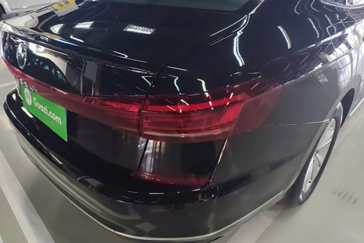 Used Volkswagen Passat 2025 Outstanding Model 280TSI Business Edition Right Rear Taillight