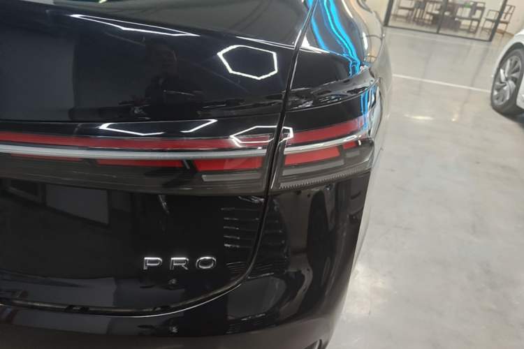 Used Volkswagen Passat 2025 Pro 380TSI Dragon Glory Edition Right Rear Taillight