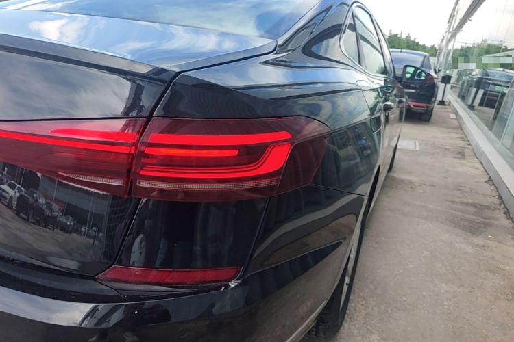 Used Volkswagen Passat 2025 Outstanding Model 280TSI Business Edition Right Rear Taillight