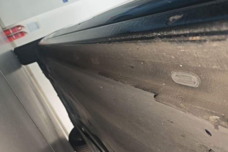 Used Volkswagen Passat 2025 Outstanding Model 380TSI Dragon Glory Edition Right Side Sill