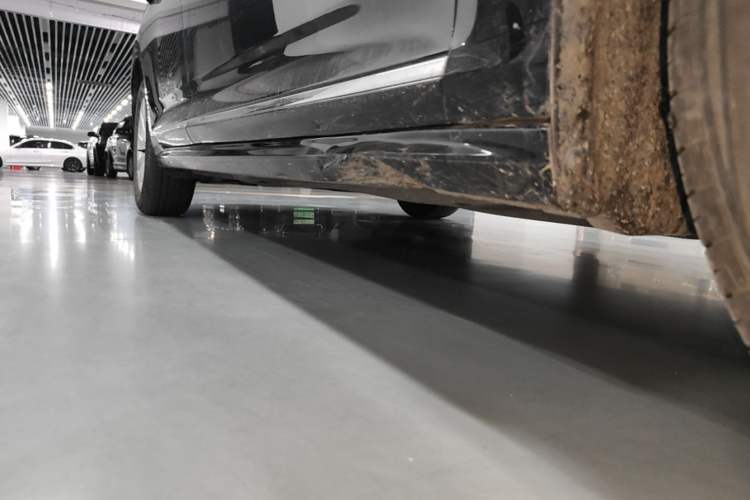 Used Volkswagen Passat 2025 Outstanding Model 280TSI Business Edition Right Side Sill