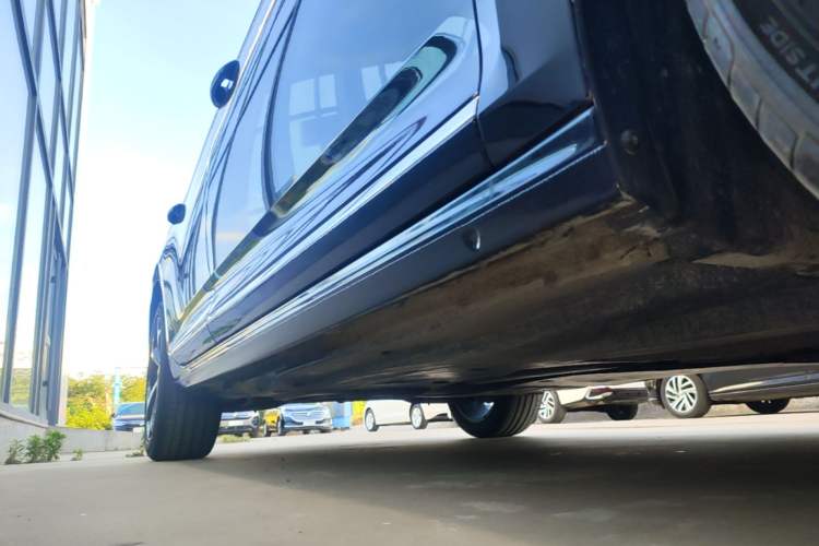 Used Volkswagen Passat 2025 Outstanding Model 380TSI Starry Dragon Edition Right Side Sill