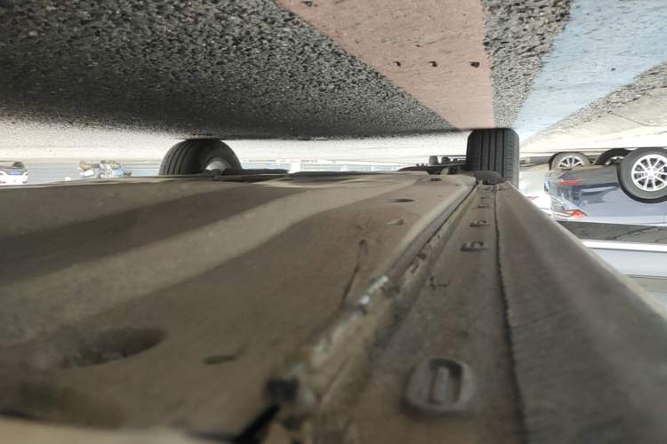 Used Volkswagen Passat 2025 Outstanding Model 280TSI Business Edition Right Side Sill