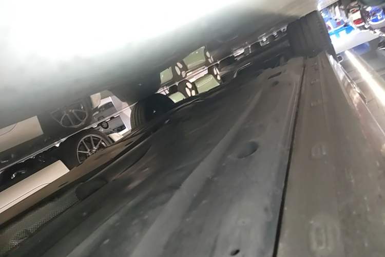 Used Volkswagen Passat 2025 Outstanding Model 380TSI Dragon Glory Edition Right Side Sill