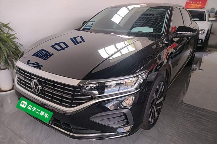 Used Volkswagen Passat 2025 Premium Version 380TSI Dragon Edition Guazi used car, China used car export, Used car for sale, Used  cars, Cheapest cars for sale