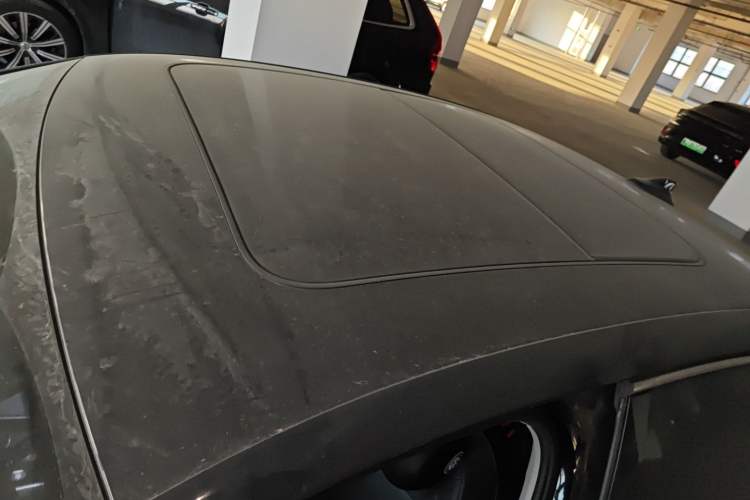 Used Volkswagen Passat 2025 Pro 380TSI Dragon Glory Edition Roof