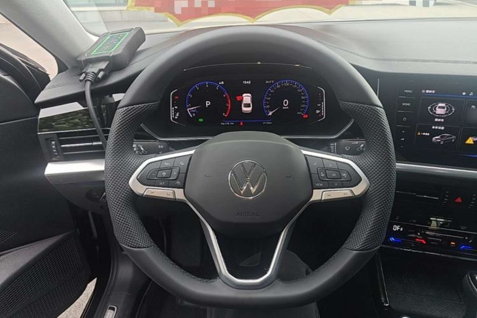 Used Volkswagen Passat 2025 Outstanding Model 380TSI Starry Dragon Glorious Edition Steering Wheel