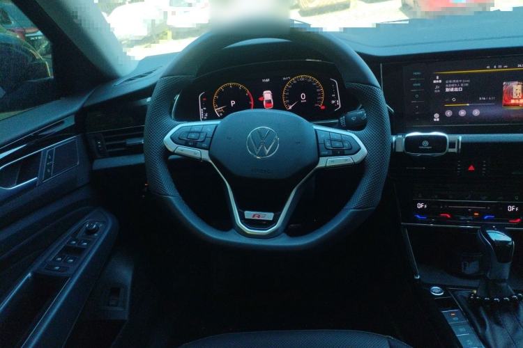 Used Volkswagen Passat 2025 Outstanding Model 380TSI Starry Dragon Edition Steering Wheel