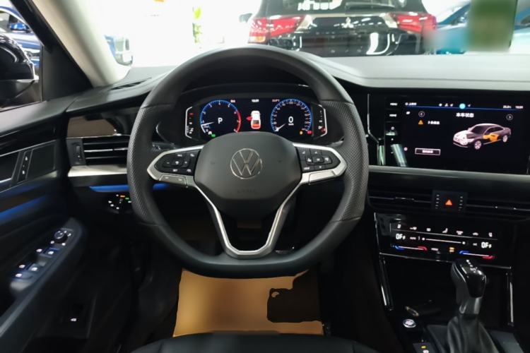 Used Volkswagen Passat 2025 Outstanding Model 380TSI Dragon Glory Edition Steering Wheel