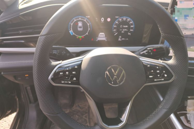 Used Volkswagen Passat 2025 Pro 380TSI Starry Dragon Edition Steering Wheel