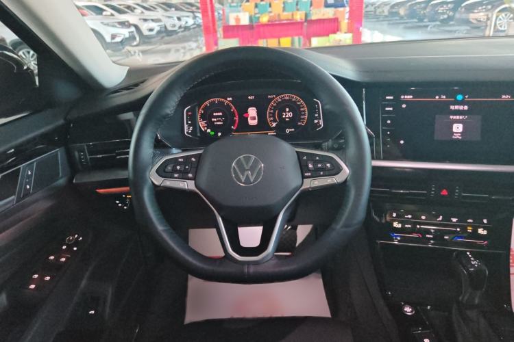 Used Volkswagen Passat 2025 Outstanding Model 380TSI Starry Dragon Glorious Edition Steering Wheel