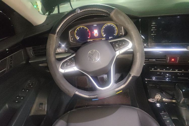 Used Volkswagen Passat 2025 Premium Version 380TSI Dragon Edition Steering Wheel