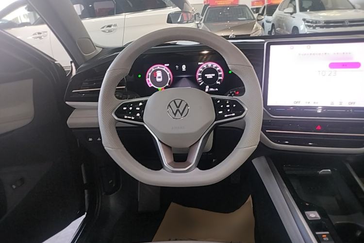 Used Volkswagen Passat 2025 Pro 380TSI Dragon Glory Edition Steering Wheel