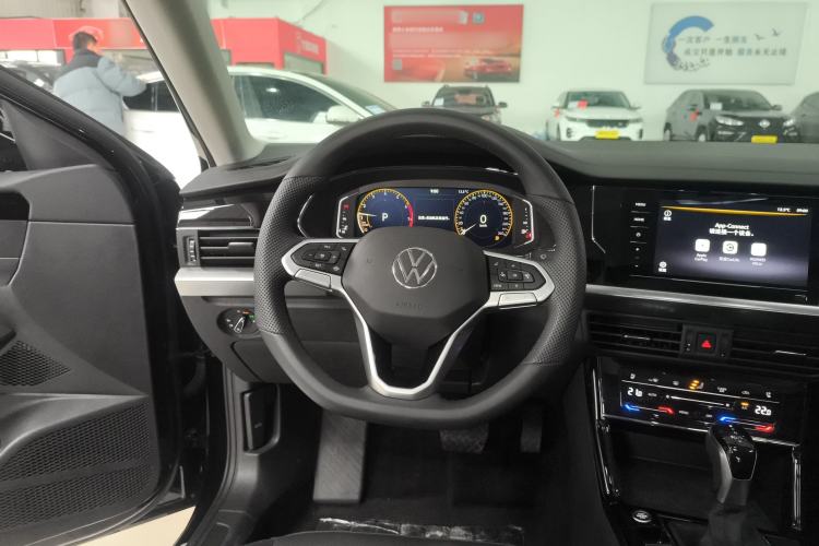 Used Volkswagen Passat 2025 Premium Version 380TSI Dragon Edition Steering Wheel