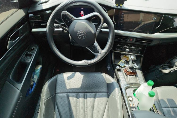 Used Volkswagen Passat 2025 Premium Version 380TSI Dragon Edition Steering Wheel