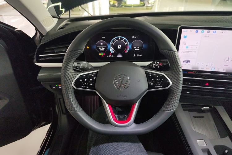 Used Volkswagen Passat 2025 Pro 380TSI Dragon Glory Edition Steering Wheel