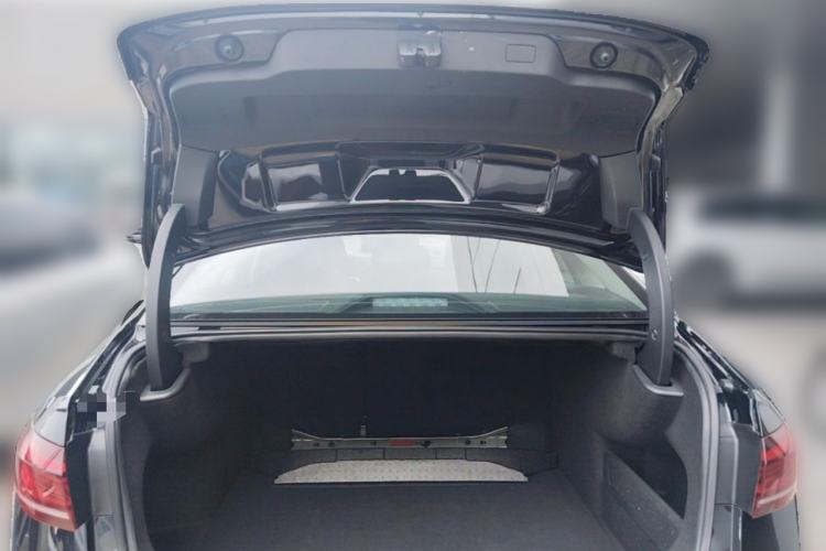 Used Volkswagen Passat 2025 Outstanding Model 280TSI Business Edition Trunk