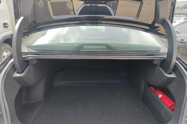 Used Volkswagen Passat 2025 Outstanding Model 280TSI Business Edition Trunk