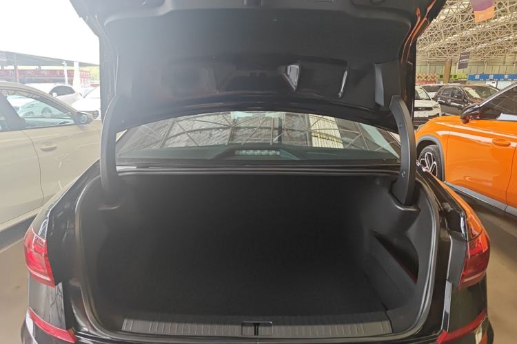 Used Volkswagen Passat 2025 Premium Version 380TSI Dragon Edition Trunk