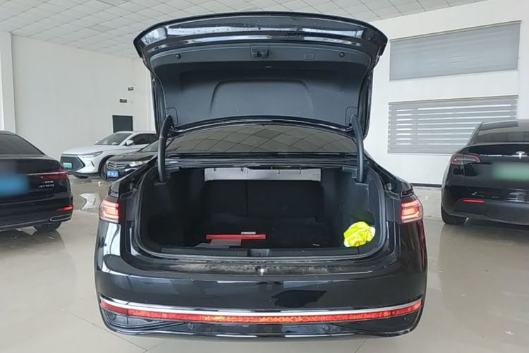 Used Volkswagen Passat 2025 Pro 380TSI Dragon Glory Edition Trunk