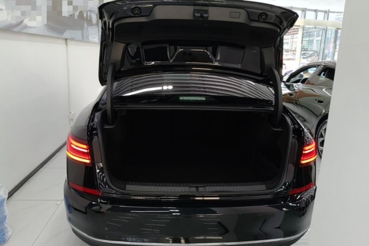 Used Volkswagen Passat 2025 Outstanding Model 330TSI Starry Elite Edition Trunk