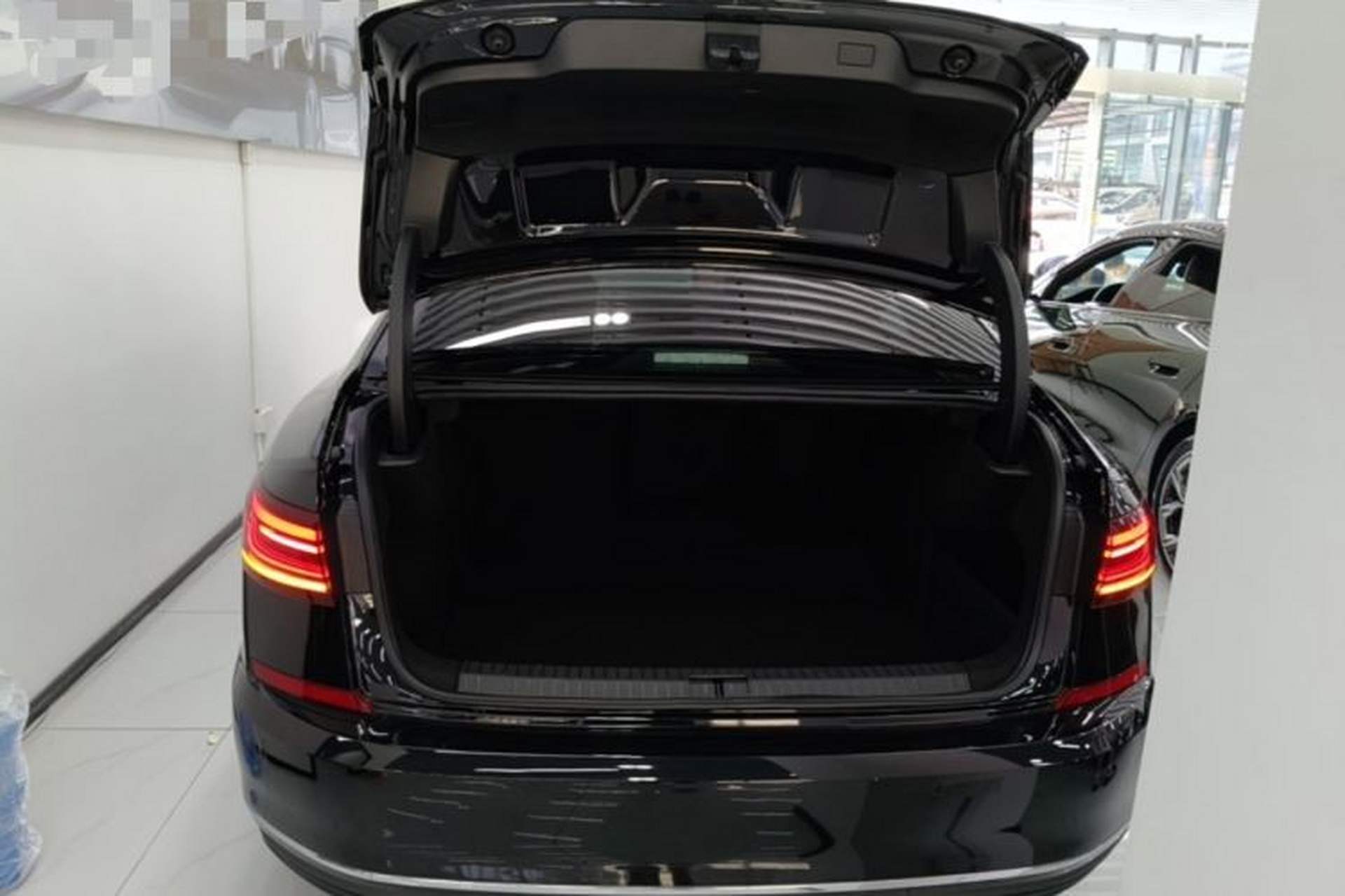 Used Volkswagen Passat 2025 Outstanding Model 330TSI Starry Elite Edition Trunk