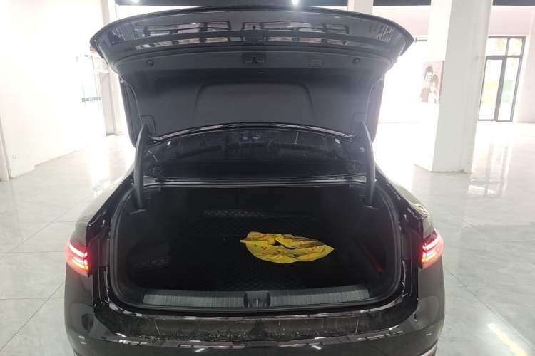 Used Volkswagen Passat 2025 Pro 300TSI Dragon Glory Edition Trunk
