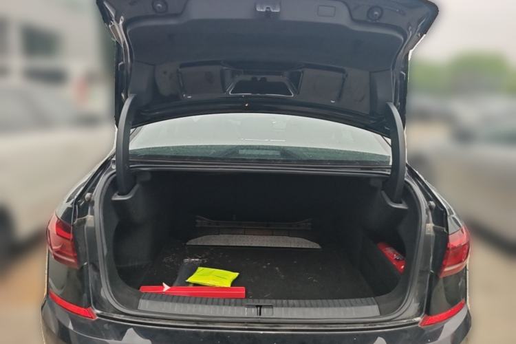 Used Volkswagen Passat 2025 Outstanding Model 280TSI Business Edition Trunk