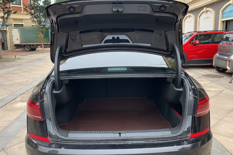 Used Volkswagen Passat 2025 Outstanding Model 380TSI Starry Dragon Edition Trunk