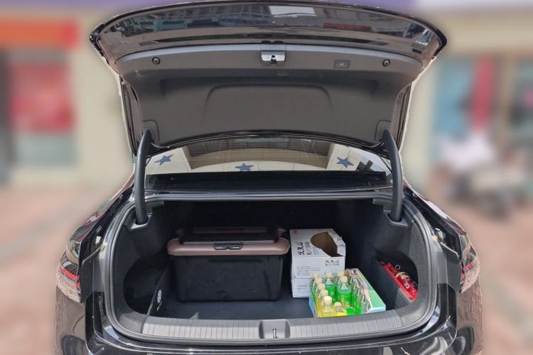 Used Volkswagen Passat 2025 Pro 380TSI Starry Dragon Edition Trunk