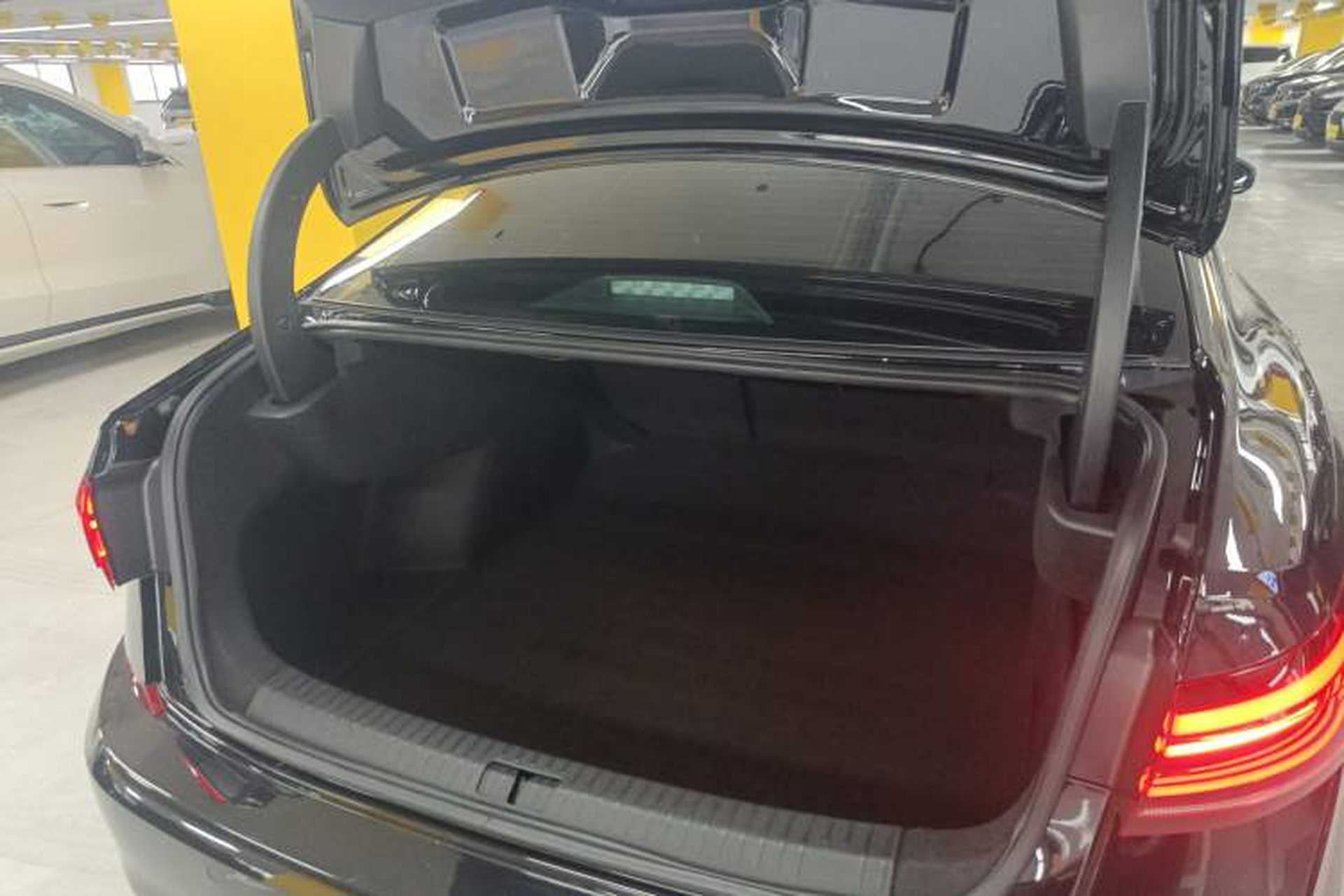 Used Volkswagen Passat 2025 Outstanding Model 380TSI Starry Dragon Edition Trunk