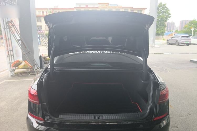 Used Volkswagen Passat 2025 Outstanding Model 380TSI Starry Dragon Glorious Edition Trunk