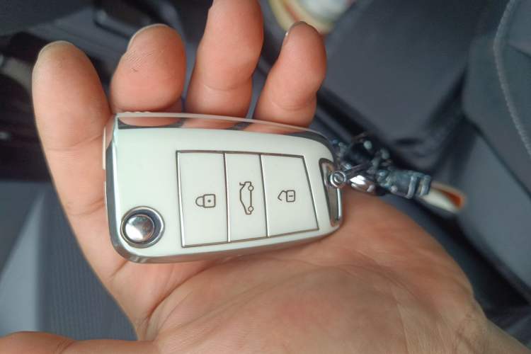 Used Volkswagen Passat 2025 Outstanding Model 330TSI Starry Elite Edition Vehicle Key