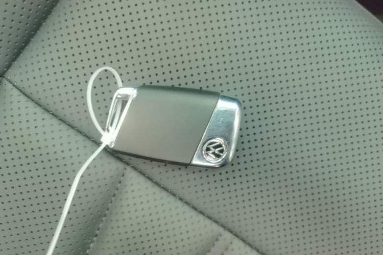 Used Volkswagen Passat 2025 Outstanding Model 380TSI Dragon Glory Edition Vehicle Key