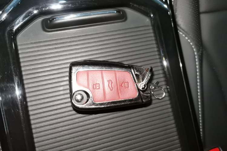 Used Volkswagen Passat 2025 Outstanding Model 330TSI Starry Elite Edition Vehicle Key