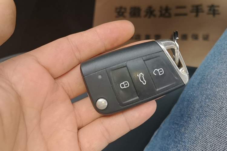 Used Volkswagen Passat 2025 Outstanding Model 280TSI Business Edition Vehicle Key
