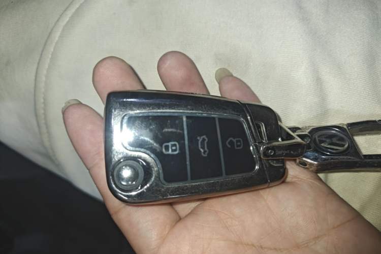 Used Volkswagen Passat 2025 Outstanding Model 330TSI Starry Elite Edition Vehicle Key