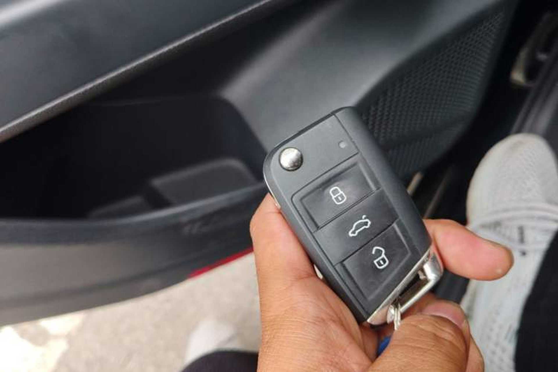 Used Volkswagen Passat 2025 Outstanding Model 380TSI Starry Dragon Glorious Edition Vehicle Key
