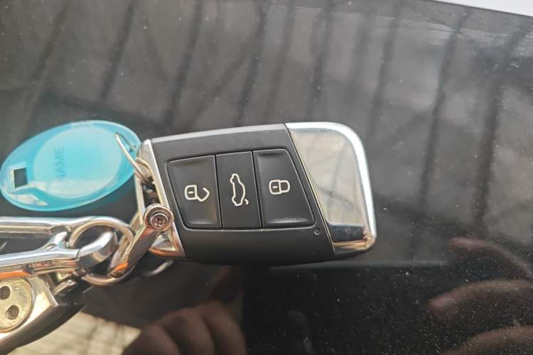 Used Volkswagen Passat 2025 Premium Version 380TSI Dragon Edition Vehicle Key