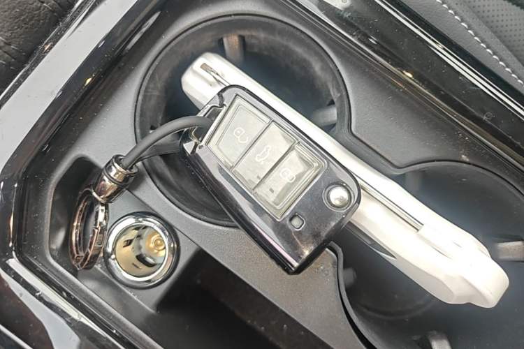 Used Volkswagen Passat 2025 Premium Version 380TSI Dragon Edition Vehicle Key